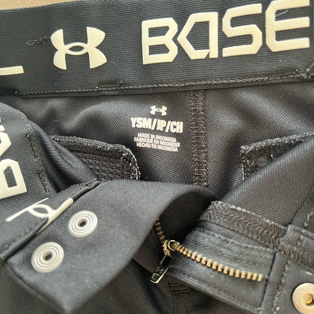 Under Armour Black Baseball Pants - Youth Small - Picture 2 of 6